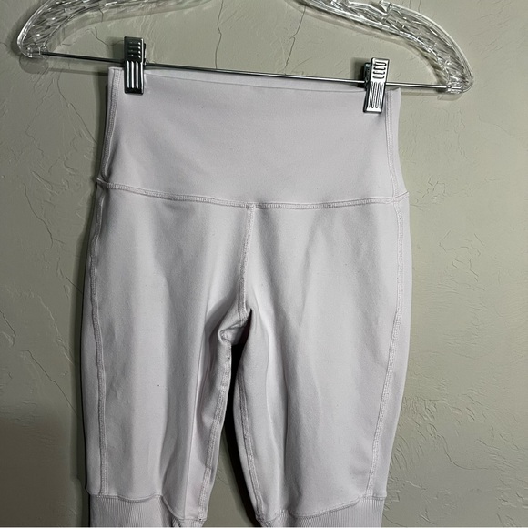 ALO Yoga Light Pink Goddess High Rise Leggings - Picture 4 of 9